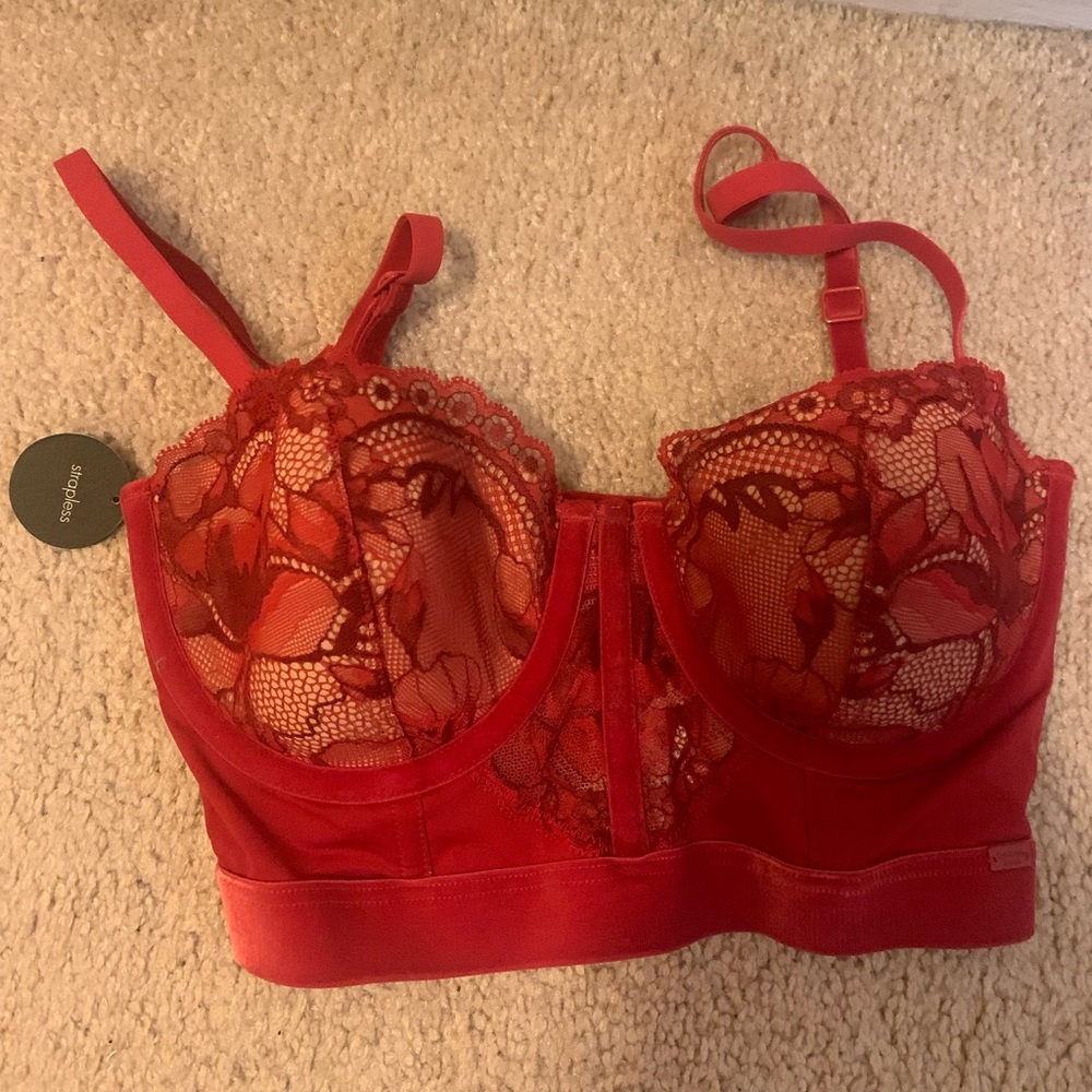 Calvin Klein strapless bra with detachable straps